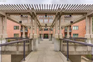 300 W 8th St W, Vancouver, WA 98660 - Photo 33