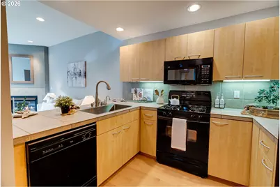 300 W 8th St W #236E, Vancouver, WA 98660 - Photo 5