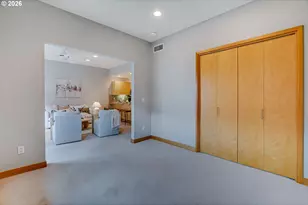 300 W 8th St W, Vancouver, WA 98660 - Photo 17