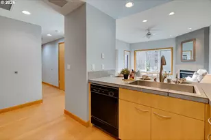 300 W 8th St W, Vancouver, WA 98660 - Photo 5