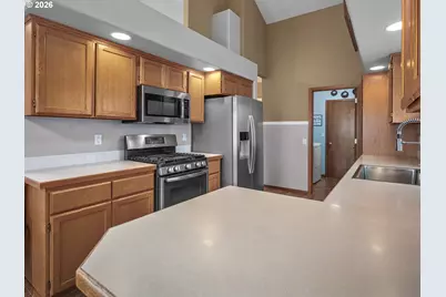 17921 SW Farwest Ln, Sherwood, OR 97140 - Photo 11