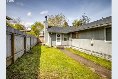 3731 NE 82nd Ave, Portland, OR 97220 - Photo 9