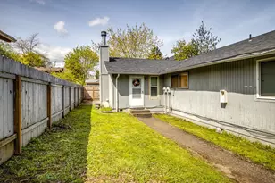 3731 NE 82nd Ave, Portland, OR 97220 - Photo 9