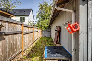 3731 NE 82nd Ave, Portland, OR 97220 - Photo 19