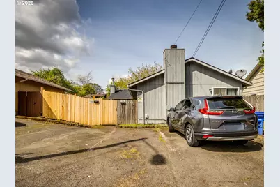 3731 NE 82nd Ave, Portland, OR 97220 - Photo 17