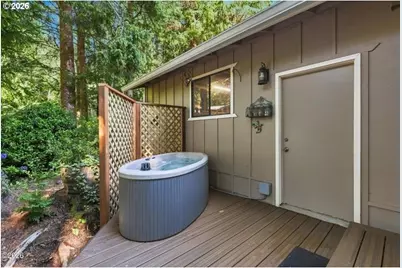 194 SW The Pines Dr, Depoe Bay, OR 97341 - Photo 7