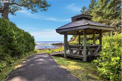 194 SW The Pines Dr, Depoe Bay, OR 97341 - Photo 27
