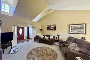 1256 Frogs Leap Ln, Eugene, OR 97404 - Photo 11