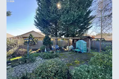 1256 Frogs Leap Ln, Eugene, OR 97404 - Photo 39