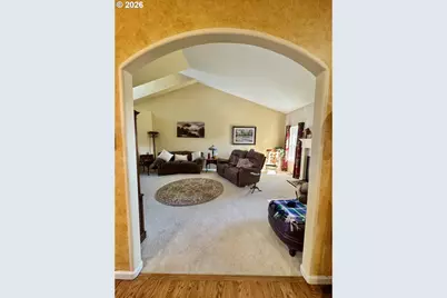 1256 Frogs Leap Ln, Eugene, OR 97404 - Photo 13