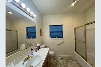 1256 Frogs Leap Ln, Eugene, OR 97404 - Photo 31