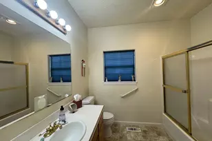 1256 Frogs Leap Ln, Eugene, OR 97404 - Photo 31