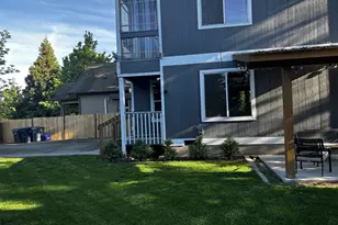 686 Bethel Dr, Eugene, OR 97402 - Photo 3