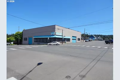 16 E 3rd St, Coquille, OR 97423 - Photo 3