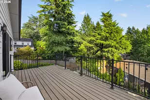 17780 Overlook Cir, Lake Oswego, OR 97034 - Photo 21