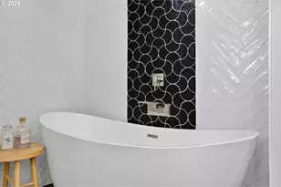 17780 Overlook Cir, Lake Oswego, OR 97034 - Photo 19