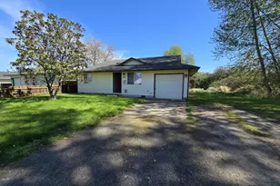 1108 S 11th Ave, Kelso, WA 98626 - Photo 3