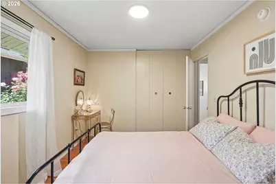 9006 N Gilbert Ave, Portland, OR 97203 - Photo 25