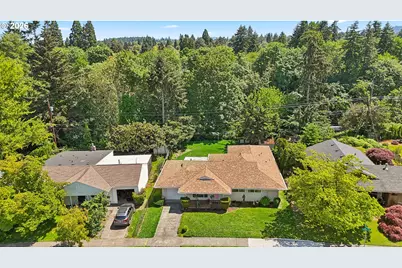 9006 N Gilbert Ave, Portland, OR 97203 - Photo 37