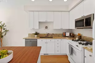 2910 SW Texas St., Portland, OR 97219 - Photo 23