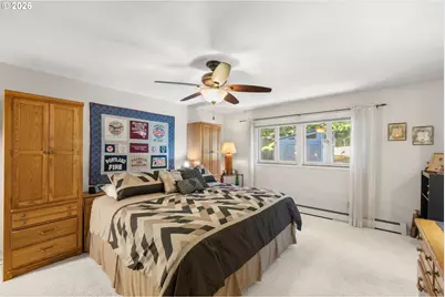 13650 NE Hassalo St, Portland, OR 97230 - Photo 13