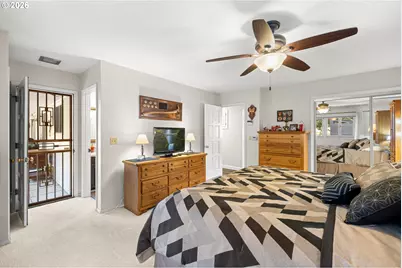 13650 NE Hassalo St, Portland, OR 97230 - Photo 15