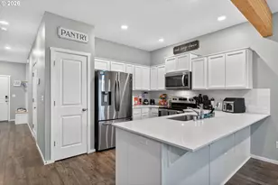 6306 NE 61st Ave, Vancouver, WA 98661 - Photo 3