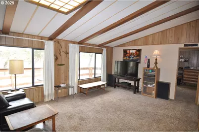 18385 S Springwater Rd, Estacada, OR 97023 - Photo 11