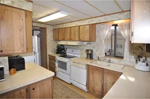 18385 S Springwater Rd, Estacada, OR 97023 - Photo 15