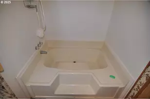 18385 S Springwater Rd, Estacada, OR 97023 - Photo 17