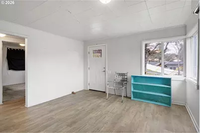 593 NW Sweetbrier Ave, Roseburg, OR 97471 - Photo 11