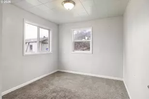 593 NW Sweetbrier Ave, Roseburg, OR 97471 - Photo 25