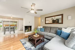 2209 NE 108th Ave, Portland, OR 97220 - Photo 5