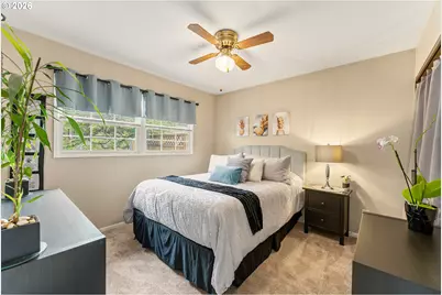 2209 NE 108th Ave, Portland, OR 97220 - Photo 15