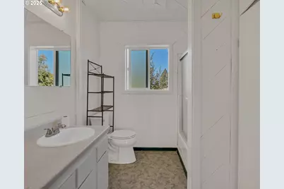 18223 S Springwater Rd, Estacada, OR 97023 - Photo 15