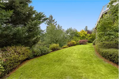 2215 NW Crestview Way, Portland, OR 97229 - Photo 41