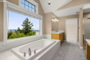 2215 NW Crestview Way, Portland, OR 97229 - Photo 23