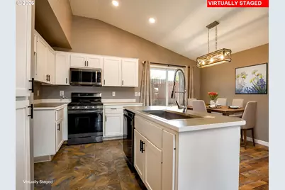 10405 NE 97th St, Vancouver, WA 98662 - Photo 15