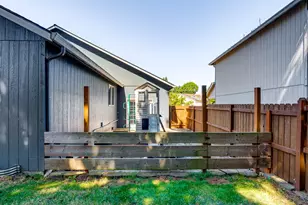 10405 NE 97th St, Vancouver, WA 98662 - Photo 41
