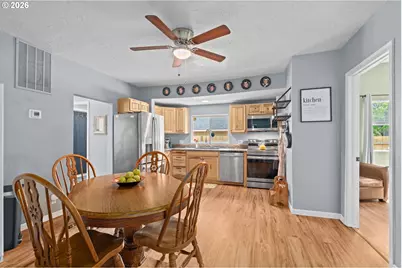 550 SE 16th St, Salem, OR 97301 - Photo 7