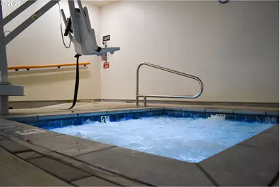 943 Oregon Way, Woodburn, OR 97071 - Photo 45