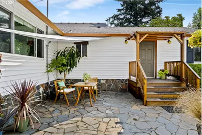 5747 NE Ainsworth St, Portland, OR 97218 - Photo 3