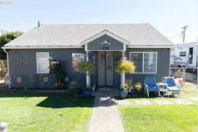 526 W Second Ave, Sutherlin, OR 97479 - Photo 1