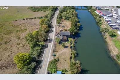 56941 Fishtrap Rd, Coquille, OR 97423 - Photo 33