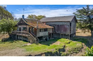 56941 Fishtrap Rd, Coquille, OR 97423 - Photo 5