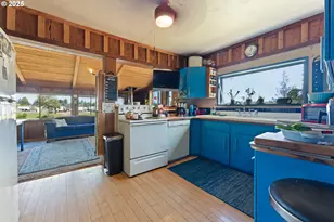 56941 Fishtrap Rd, Coquille, OR 97423 - Photo 15