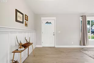 265 N 2nd St, Saint Helens, OR 97051 - Photo 3