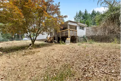 601 Westlog St, Yoncalla, OR 97499 - Photo 31