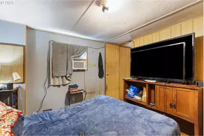 601 Westlog St, Yoncalla, OR 97499 - Photo 17