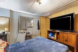 601 Westlog St, Yoncalla, OR 97499 - Photo 17